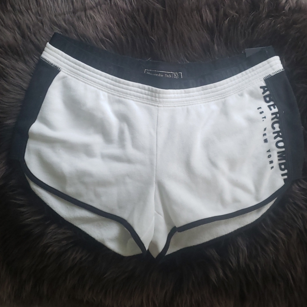 NWT Abercrombie & Fitch Navy Blue and White Athletic Shorts